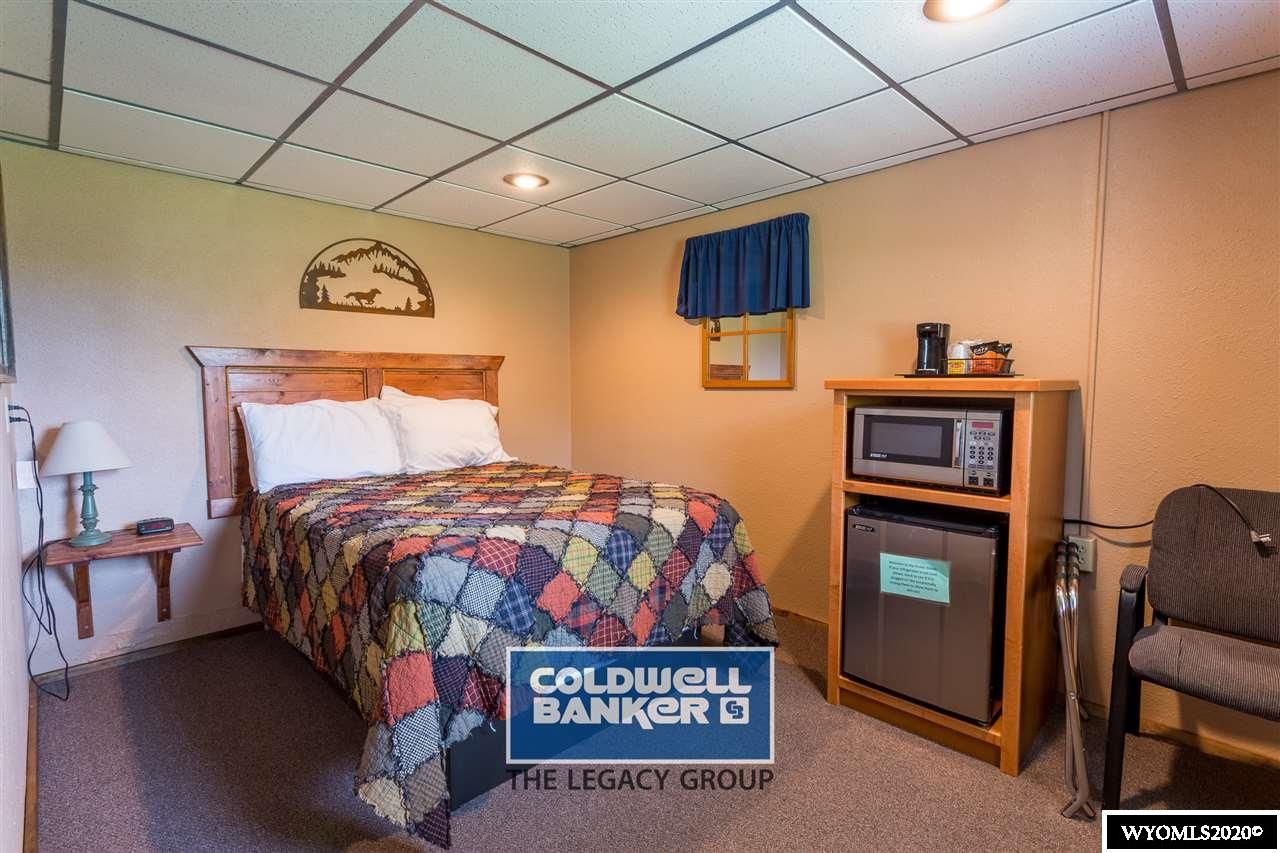 202 Main St, Hulett, WY 82720